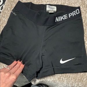Black nike pros